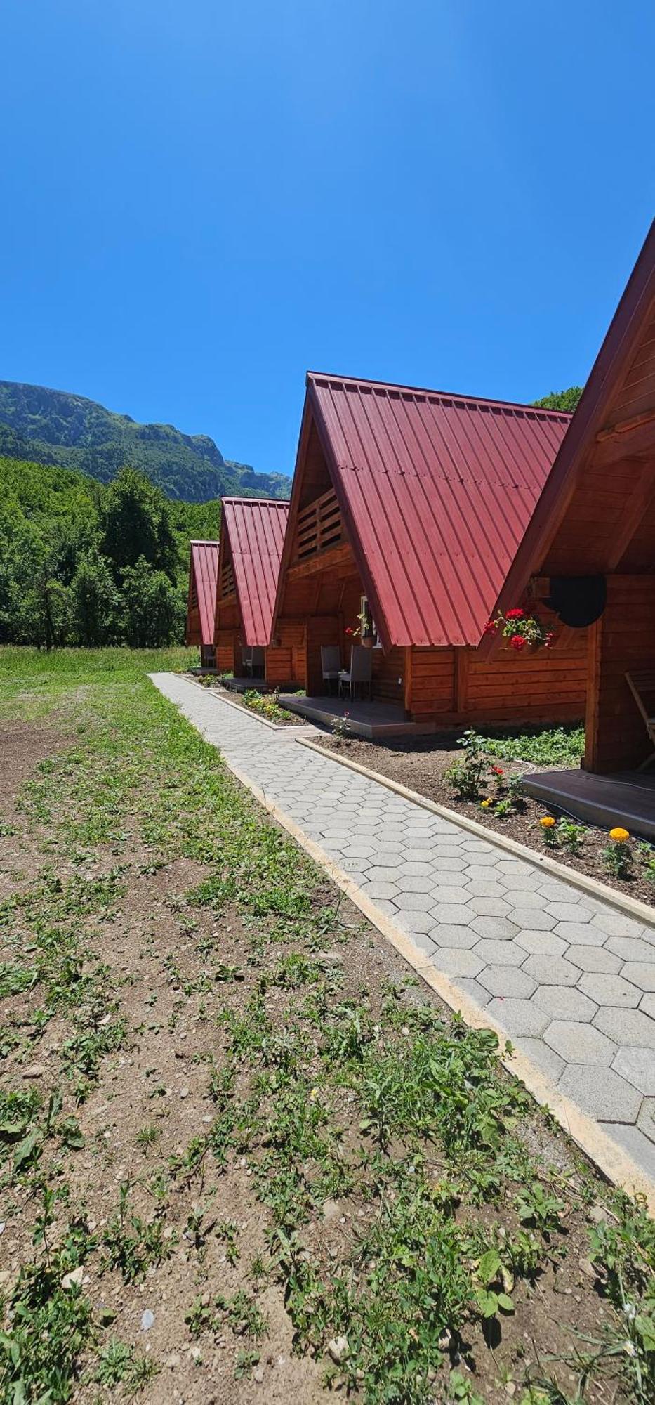 Ekoo Katun Jezerca Villa Vuthaj Kültér fotó